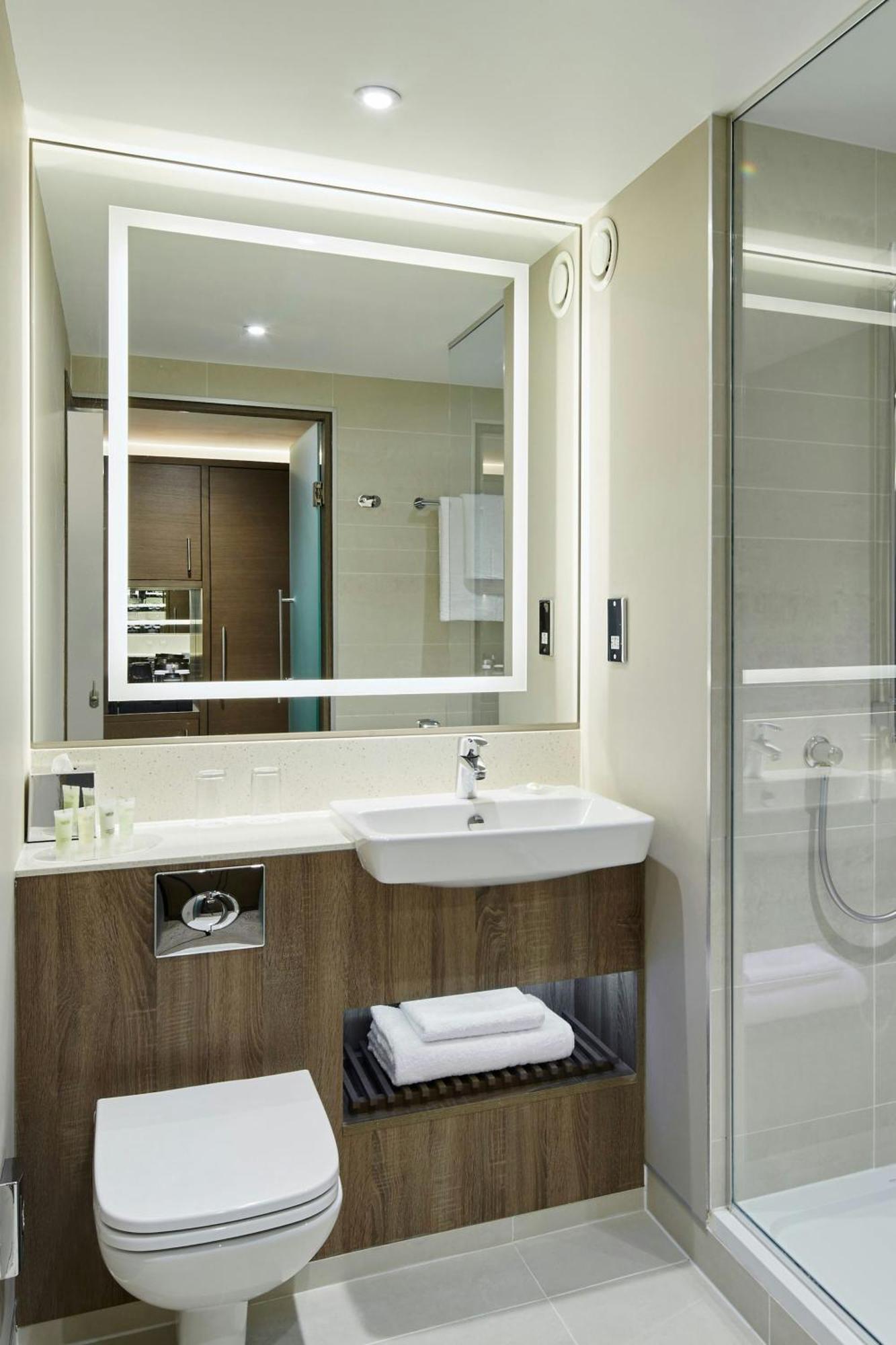מלון Abingdon-on-Thames Courtyard By Marriott Oxford South מראה חיצוני תמונה